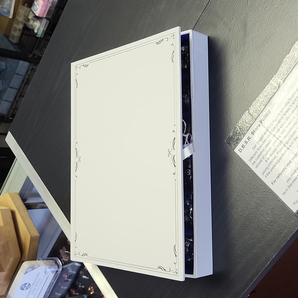 12 seasons holiday bracelets set - Picture 8 of 8